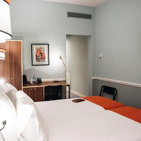 Grande Paris By Hotel 4*
