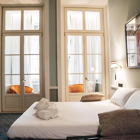 Grande Paris By Hotel 4*