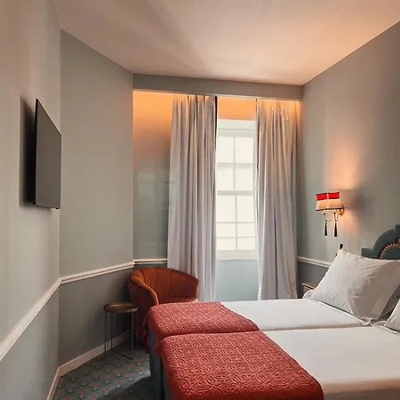 מלון Grande Paris By 4*