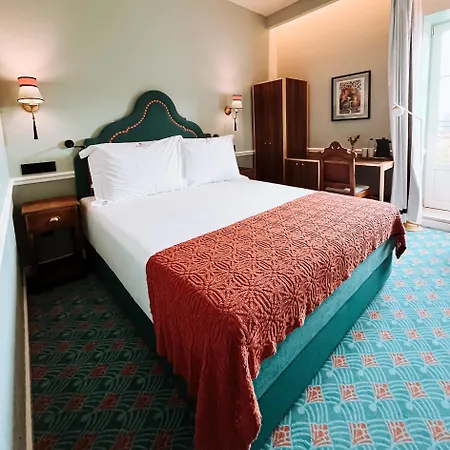 מלון Grande Paris By 4*