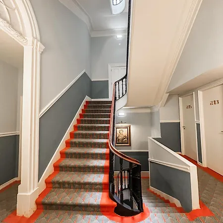 Grande Paris By Szálloda 4*